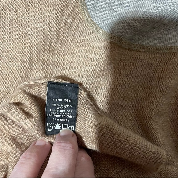 Attitude Mens 100 %Merino Wool Sweater XL 46-48 Washable Tan Pullover-VNeck - Picture 5 of 7
